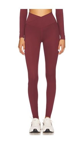 FlowWell Callista Crossover Legging in Burgundy. - size L (also in M, S, XL) - WellBeing + BeingWell - Modalova