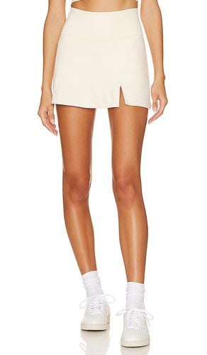 MoveWell Janice Skirt in Ivory. - size L (also in S, XL) - WellBeing + BeingWell - Modalova