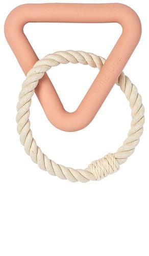 Wild One Triangle Tug Toy in Blush - Wild One - Modalova