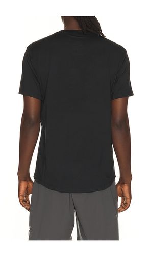 Everyday Performance Tee in . Size L. Also in S, XL/1X - Wilson - Modalova