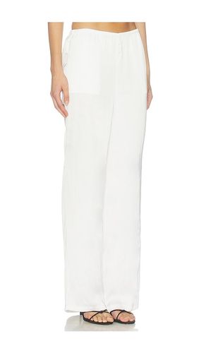 Silky pull on pant en color blanco talla L (también en M, S, XS) - WeWoreWhat - Modalova