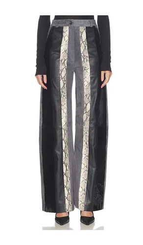 Niigata Pants in . Size L. Also in M, S, XS - ZUT - Modalova