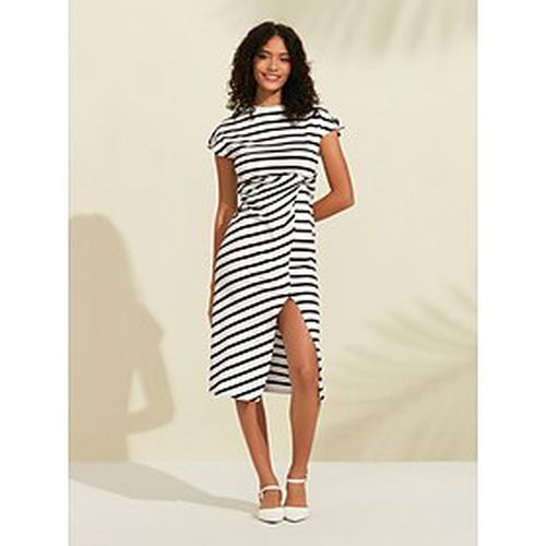 Striped Short Sleeves Knit Midi Dress - Ador.com - Modalova