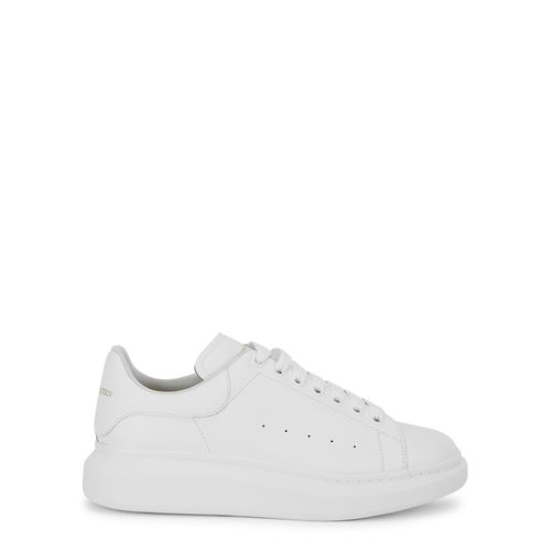 Oversized Leather Sneakers, Sneakers, - 6, Trainers, Lace up Front - 6 - Alexander McQueen - Modalova
