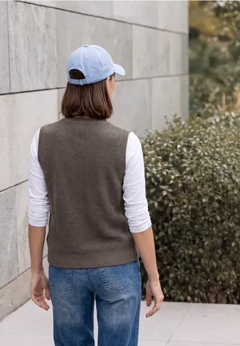 Pullunder in Unifarbe mit V-Neck - cecil - Modalova