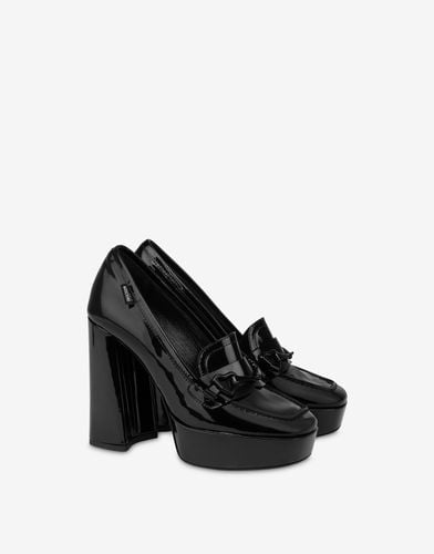 Patent Leather Décolleté With Platform - Love Moschino - Modalova