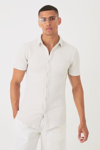 Short Sleeve Geo Muscle Fit Shirt - - L - boohooMAN - Modalova