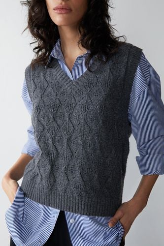 Womens Knitted Pointelle Crochet V Neck jumper Vest - - M - Warehouse - Modalova