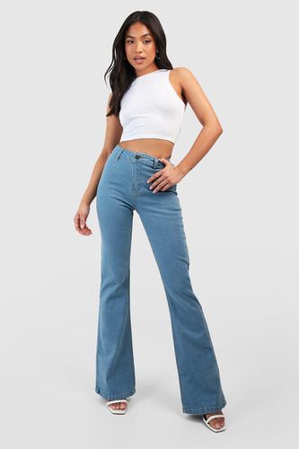 Womens Petite Butt Shaper High Rise Skinny Flared Jeans - - 12 - boohoo - Modalova