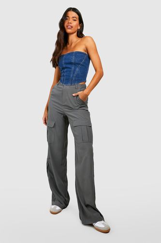 Womens Tall Pocket Detail High Waisted Wide Leg Cargo Trousers - - 12 - boohoo - Modalova