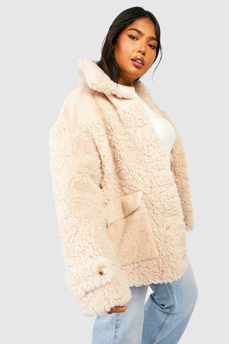 Womens Plus Textured Faux Fur Jacket - - 16 - boohoo - Modalova