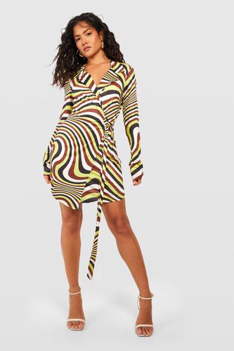 Womens Abstract Slinky Wrap Shirt Dress - - 8 - boohoo - Modalova