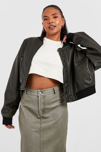 Womens Plus Vintage Look Faux Leather Oversized Bomber Jacket - - 28 - boohoo - Modalova
