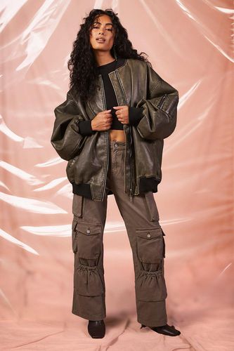 Womens Vintage Look Oversized Faux Leather Bomber Jacket - - 10 - boohoo - Modalova