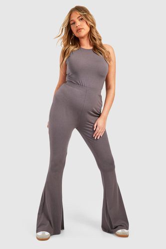 Womens Plus Premium Super Soft Flare Trouser - - 24 - boohoo - Modalova