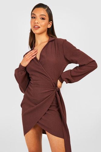 Womens Textured Wrap Mini Shirt Dress - - 10 - boohoo - Modalova