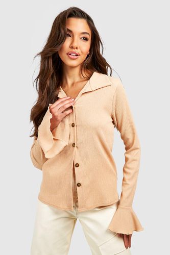 Womens Crinkle Textured Flare Cuff Shirt - - 6 - boohoo - Modalova
