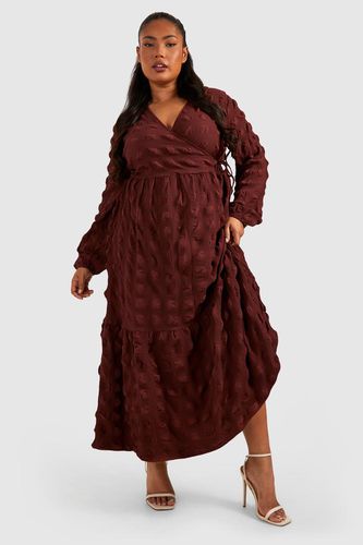 Womens Plus Textured Wrap Midi Smock Dress - - 16 - boohoo - Modalova