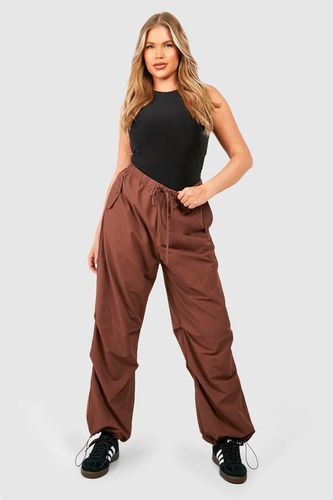 Womens Plus Nylon Ruched Detail Cargo Trousers - - 18 - boohoo - Modalova