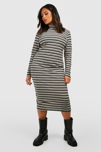 Womens Plus Rib Knitted Stripe Crew Neck Jumper Dress - - 18 - boohoo - Modalova