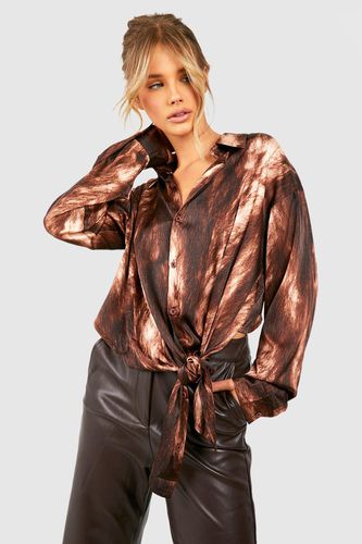 Womens Satin Abstract Tie Side Shirt - - 12 - boohoo - Modalova