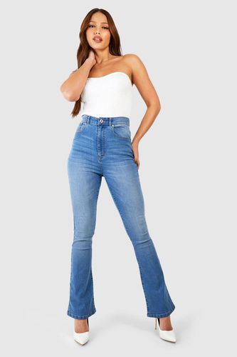 Womens Tall Basics Flared Jeans - - 10 - boohoo - Modalova
