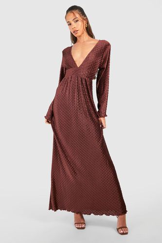 Womens Wave Plisse Flare Sleeve Maxi Dress - - 12 - boohoo - Modalova