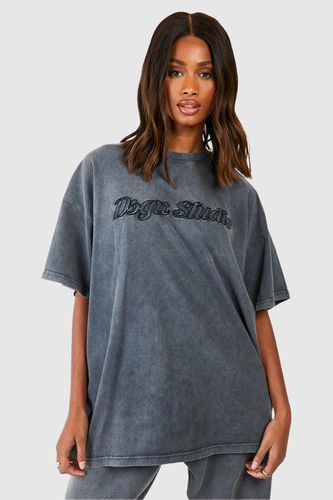 Womens Dsgn Studio 3d Embroidered Acid Wash Oversized T-shirt - - XL - boohoo - Modalova
