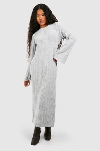 Womens Petite Flare Sleeve Soft Textured Rib Midaxi Dress - - 12 - boohoo - Modalova