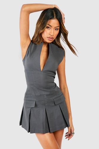 Womens Tailored Notch Neck Pleated Mini Dress - - 12 - boohoo - Modalova