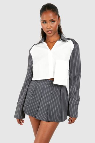 Womens Pinstripe Pleated Mid Rise Micro Mini Skirt - - 10 - boohoo - Modalova