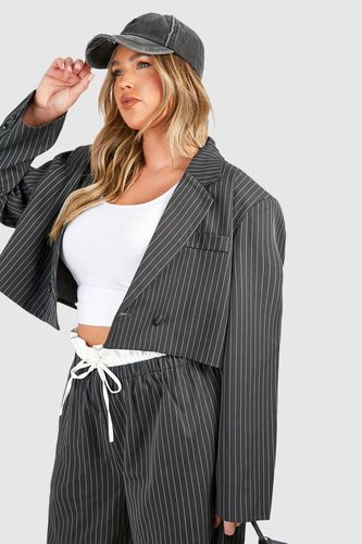 Womens Plus Stripe Cropped Blazer - - 18 - boohoo - Modalova