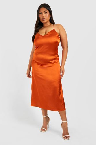 Womens Plus Satin V Neck Split Midi Dress - - 20 - boohoo - Modalova