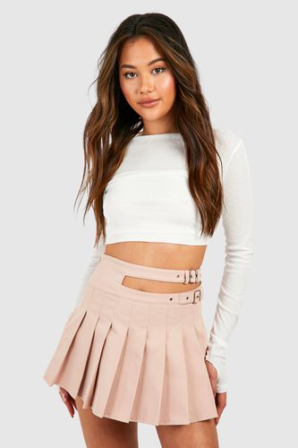 Womens Cut Out Buckle Detail Mini Skirt - - 12 - boohoo - Modalova