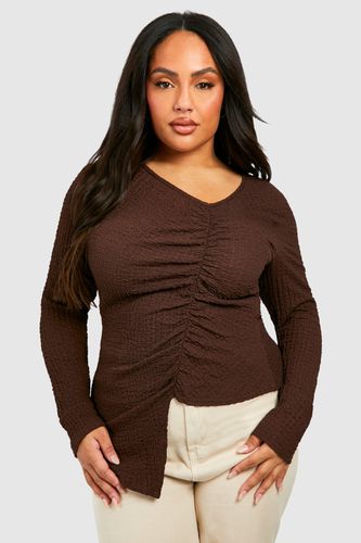 Womens Plus Assymetric Hem Textured Top - - 24 - boohoo - Modalova