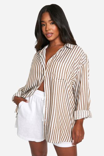 Womens Plus Oversized Pocket Detail Striped Shirt - - 24 - boohoo - Modalova