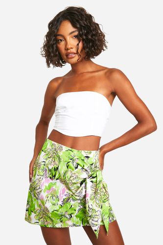 Womens Tall Woven Floral Print Tie Mini Skirt - - 10 - boohoo - Modalova