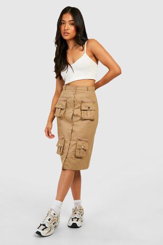 Womens Petite Cargo Pocket Zip Detail Midi Skirt - - 6 - boohoo - Modalova