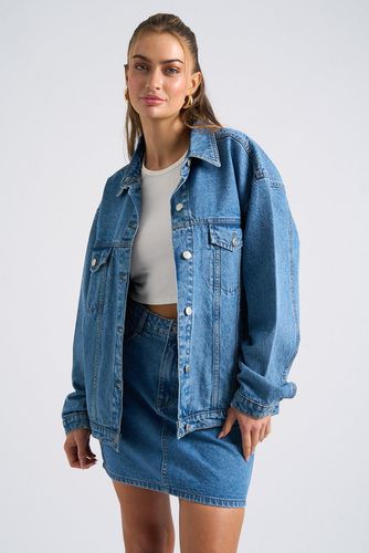 Womens Mid Wash Oversized Denim Jacket - - 16 - NastyGal UK (+IE) - Modalova