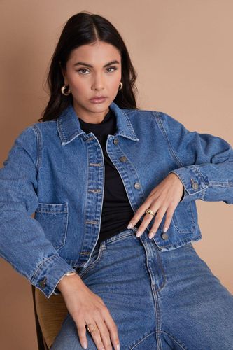 Womens Button Through Cropped Denim Jacket - - 18 - NastyGal UK (+IE) - Modalova