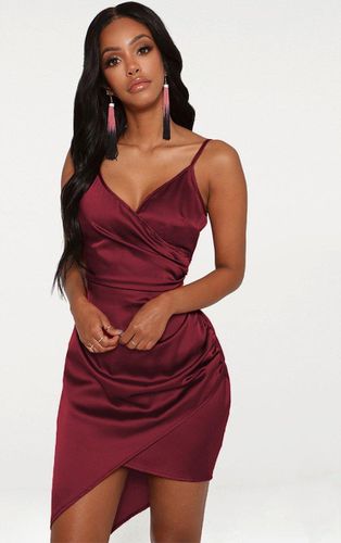 Womens Shape Burgundy Satin Wrap Dress - - 6 - NastyGal UK (+IE) - Modalova