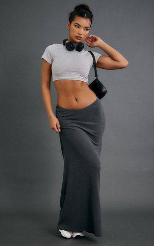 Womens Charcoal Crinkle Rib Curved Waist Maxi Skirt - 14 - NastyGal UK (+IE) - Modalova