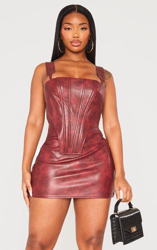 Womens Shape Cherry Faux Leather Corset - 6 - NastyGal UK (+IE) - Modalova