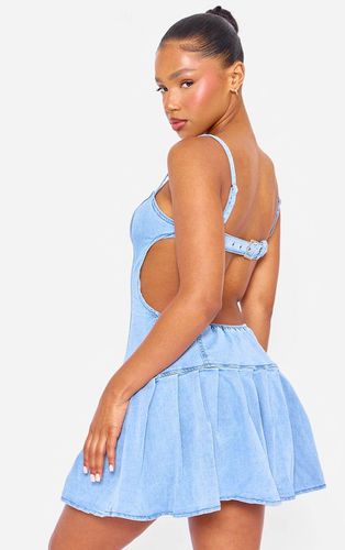 Womens Mid Wash Cut Out Side Pleated Skirt Mini Dress - 10 - NastyGal UK (+IE) - Modalova