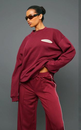 Womens Cherry Studio Mode Badge Oversized Sweatshirt - L - NastyGal UK (+IE) - Modalova