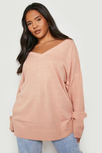 Womens Plus Jumper With V Neck Detail Front And Back - - 18 - boohoo - Modalova