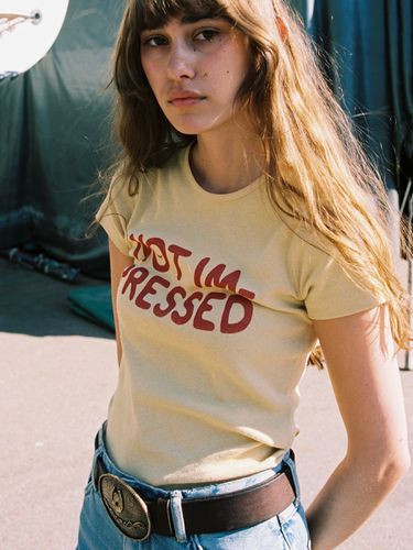 Eve T-Shirt Not Impressed Mustard Women's Organic T-shirts X Small Sustainable Clothing - Nudie Jeans - Modalova