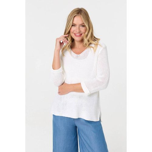 Mesh Texture 3/4 Sleeve Relaxed Top women's Blouse in - Izabel London - Modalova