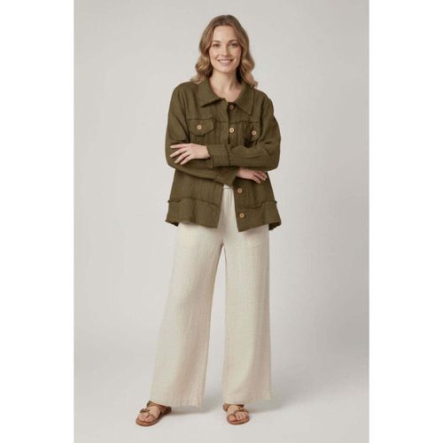 Frayed Hem Button Front Shirt Jacket men's in - Izabel London - Modalova