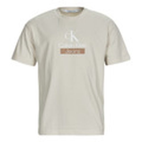 Camiseta STACKED ARCHIVAL TEE para hombre - Calvin Klein Jeans - Modalova